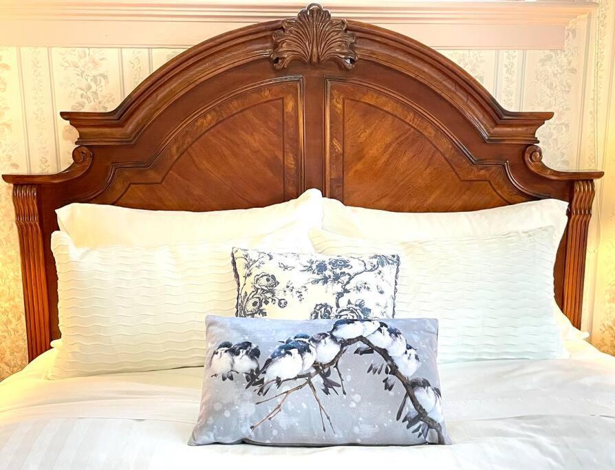 Parlor Suite In Heritage Manor, Fairfield, Near Dt ビクトリア エクステリア 写真