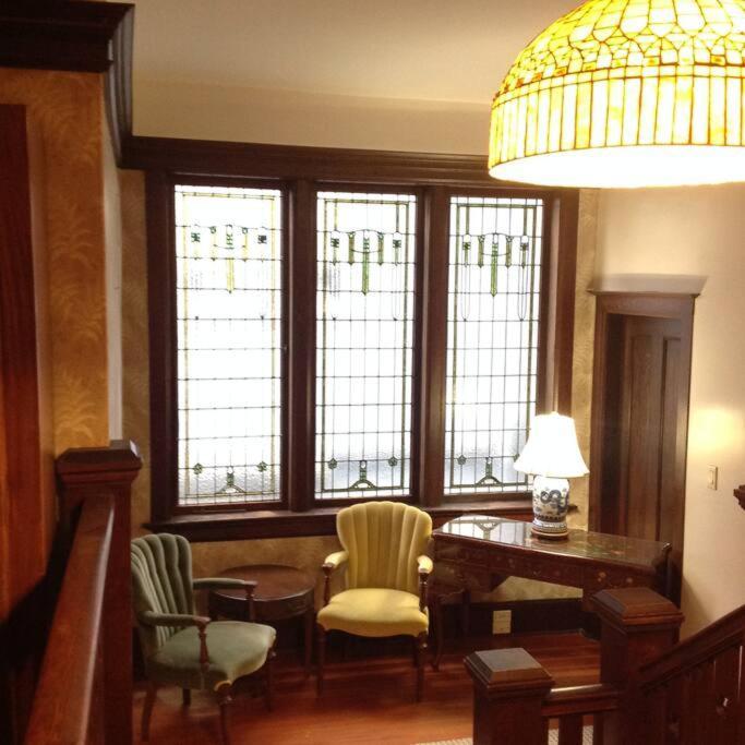 Parlor Suite In Heritage Manor, Fairfield, Near Dt ビクトリア エクステリア 写真