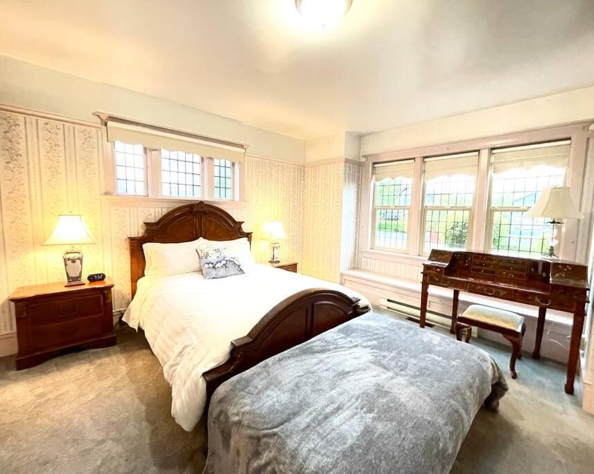 Parlor Suite In Heritage Manor, Fairfield, Near Dt ビクトリア エクステリア 写真